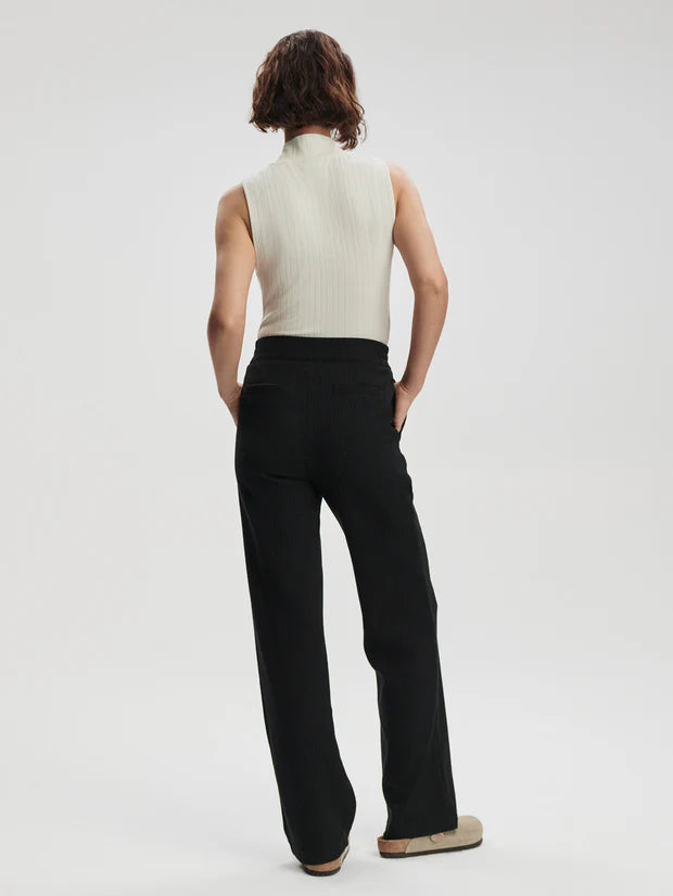 Aberdeen Straight Leg Pant