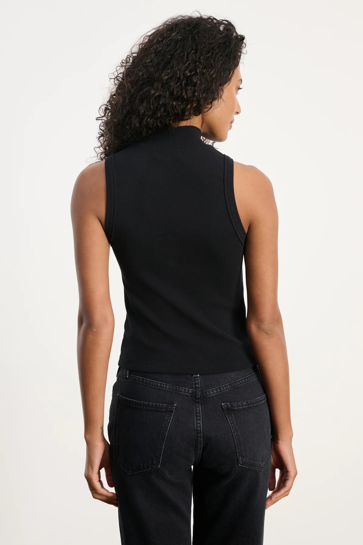 Cean Turtle Neck Tank