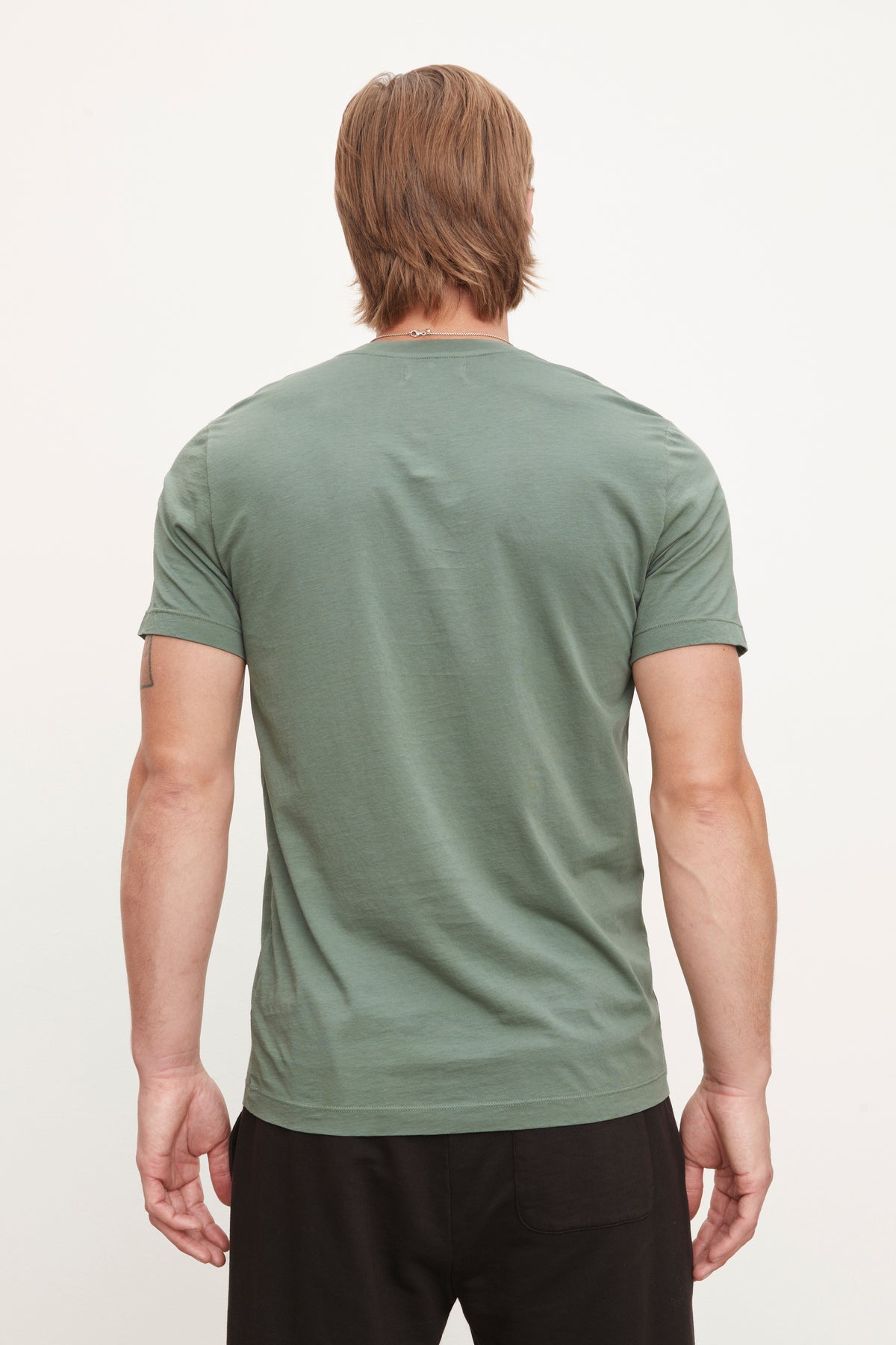 Samsen V-Neck Tee