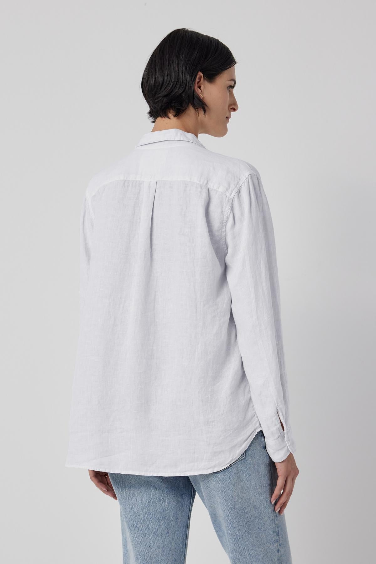 Mulholland  Linen Button Down