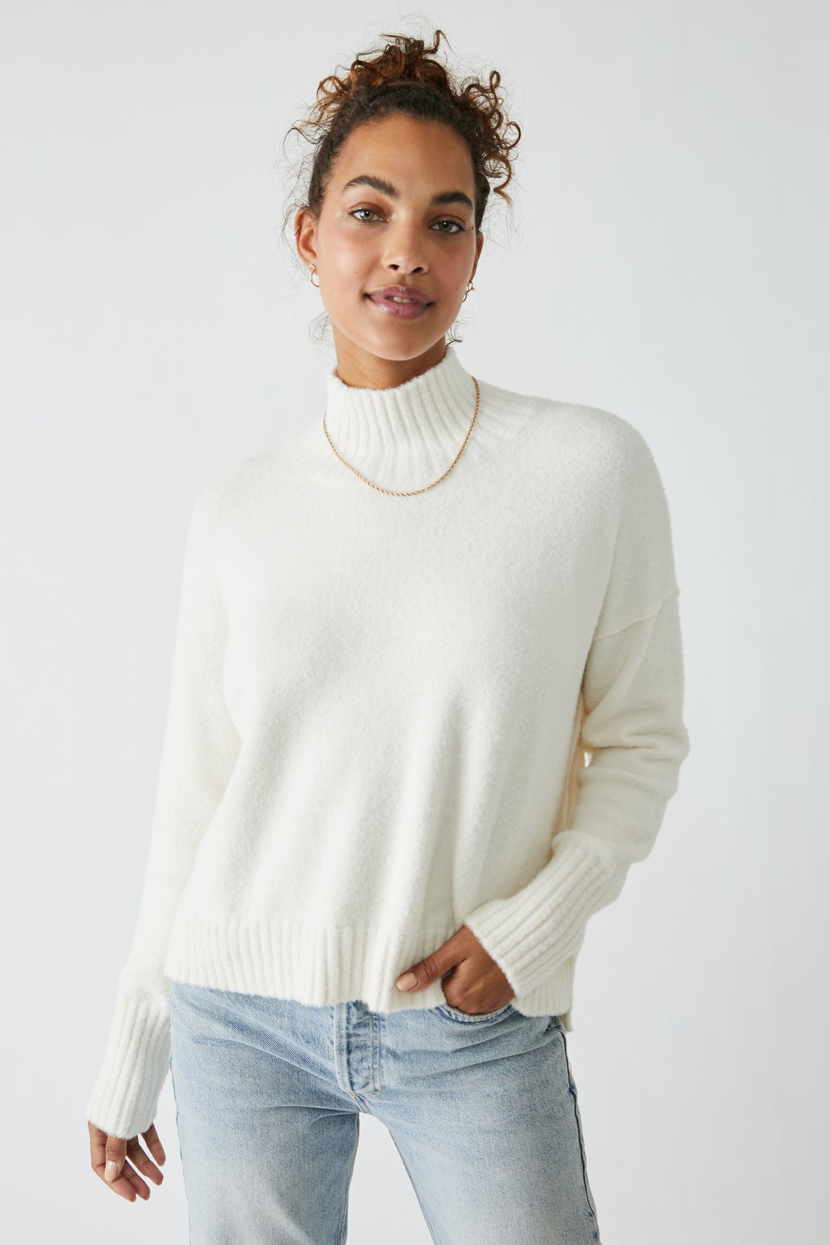 Vancouver Turtleneck Sweater