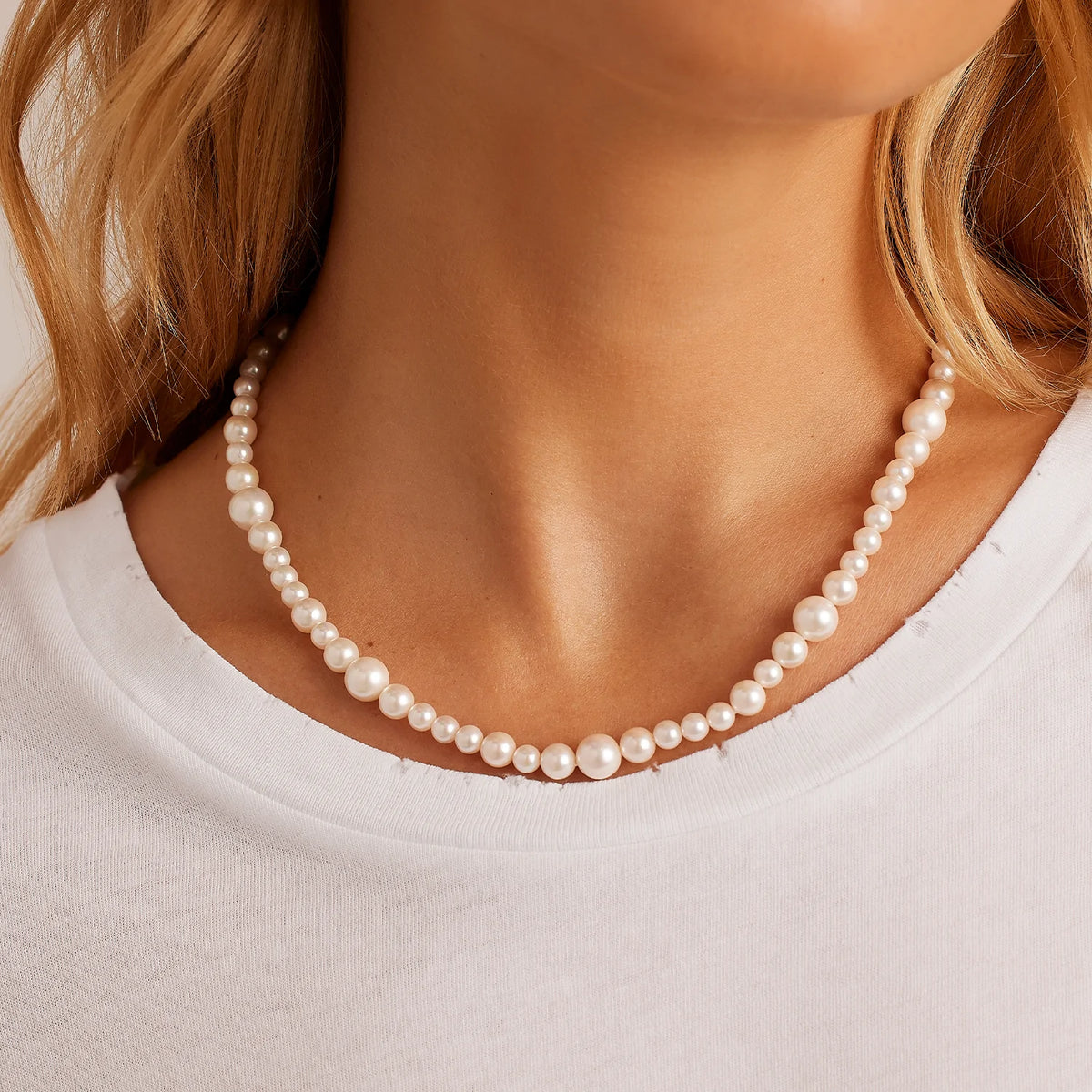 Lou Pearl Necklace